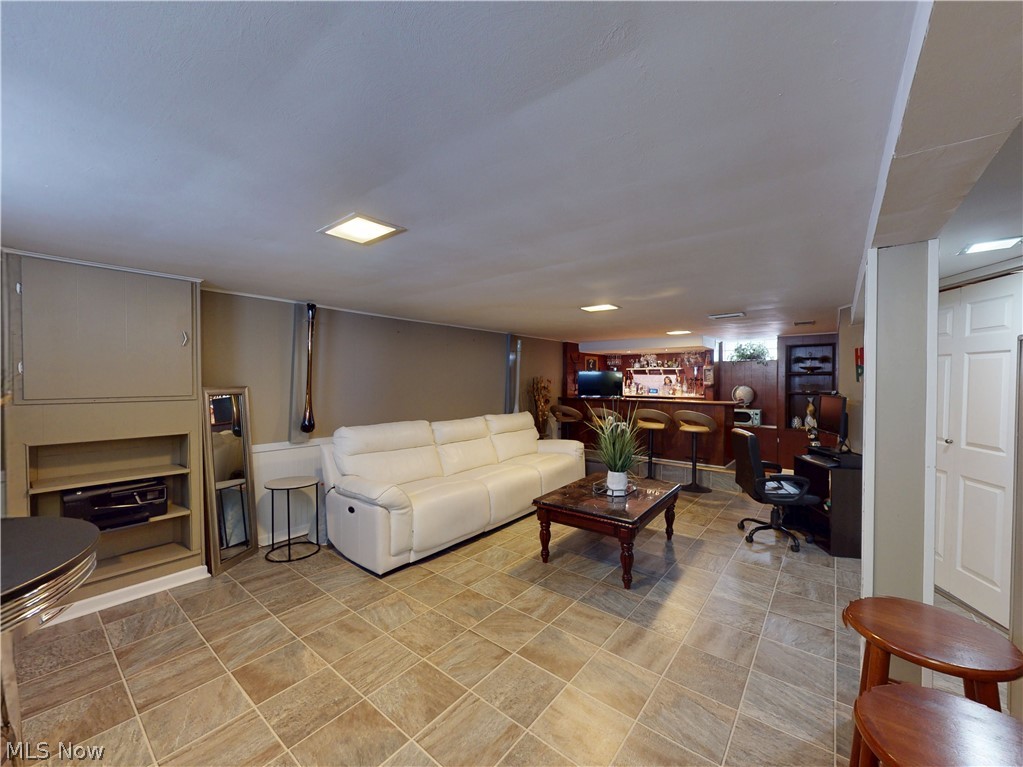 13504 Maple Leaf Drive Property Photo 21