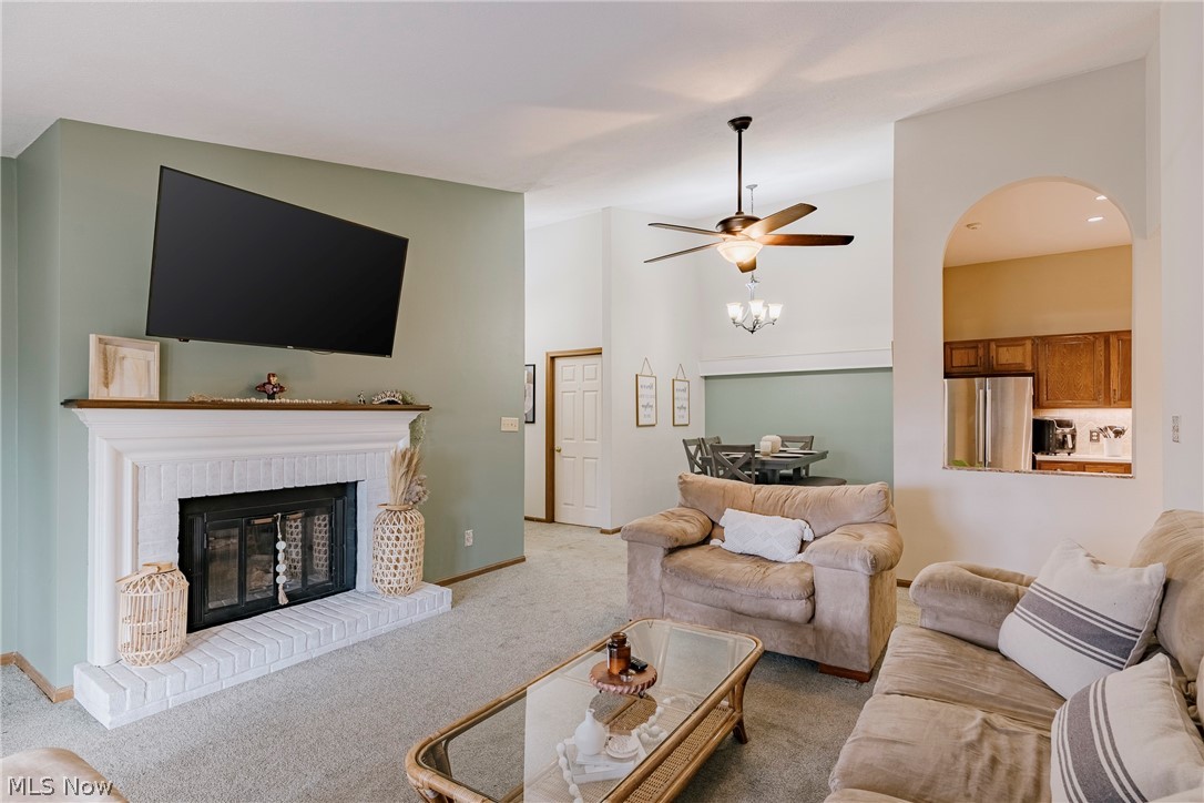 2889 Charing Cross Road Nw Property Photo 6