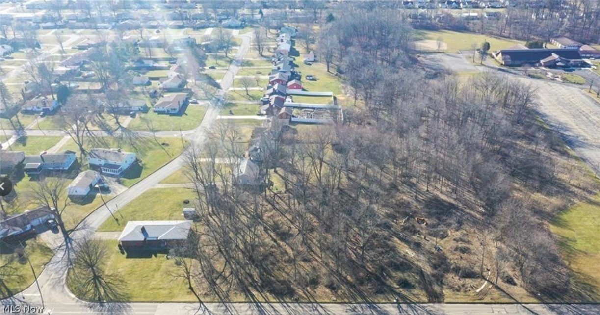 902 S Meridian Road Property Photo 7