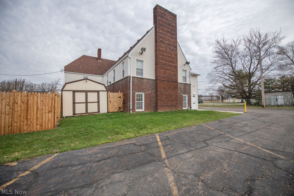 14760 Gaskill Drive Ne Property Photo 4