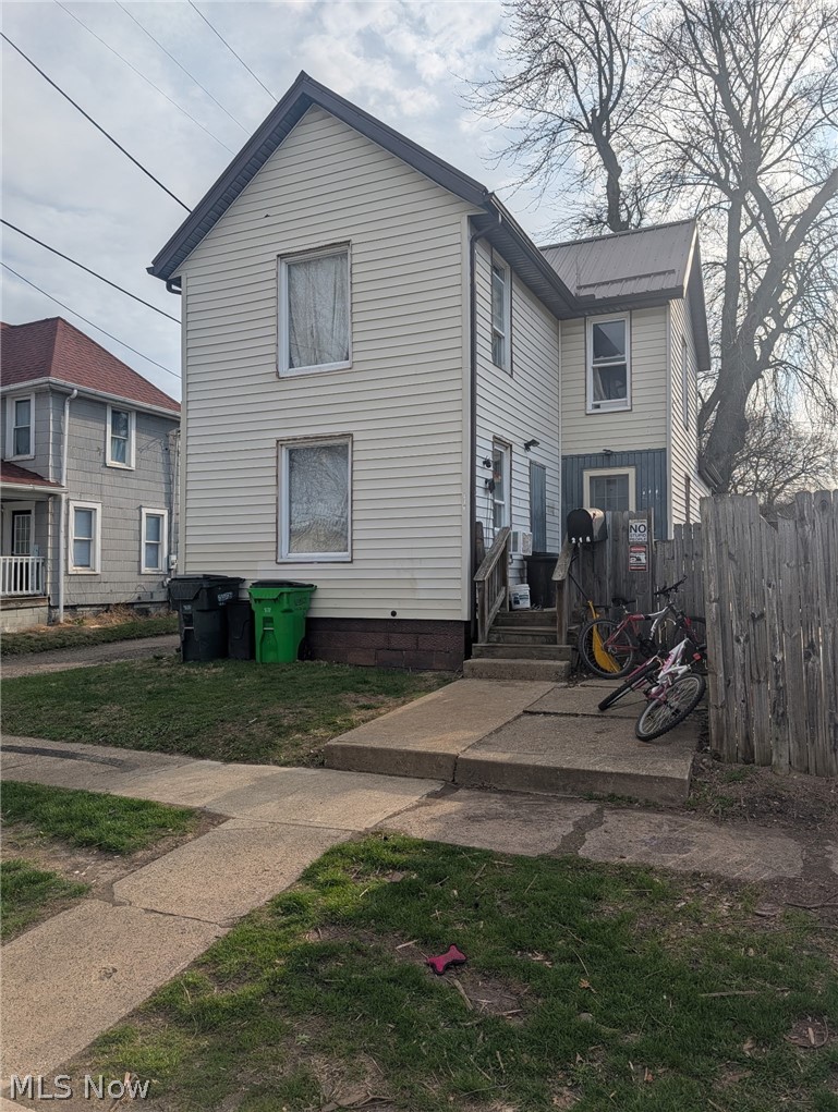 216 N 15th St Property Photo 1