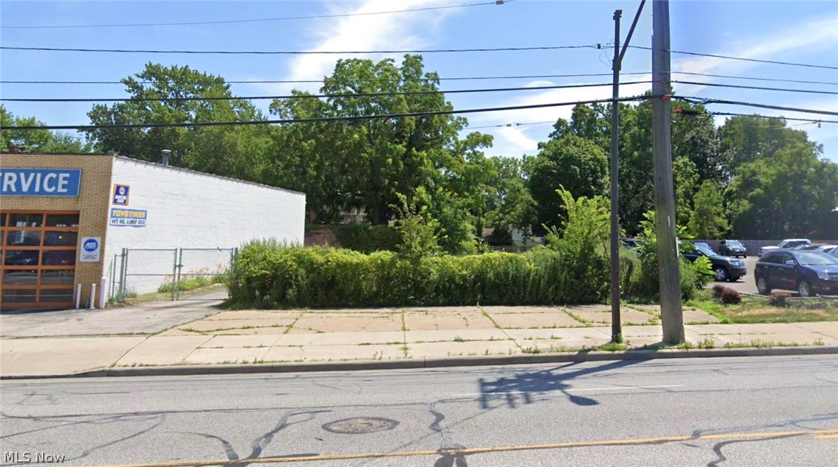 15235 Lorain Avenue Property Photo 3