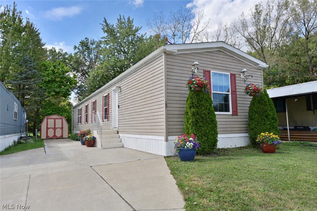 29 Carl Lane Property Photo 1