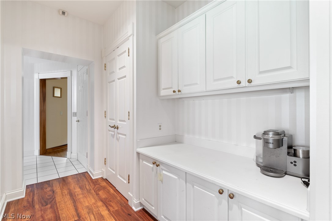 2520 Glenmont Road Nw Property Photo 10