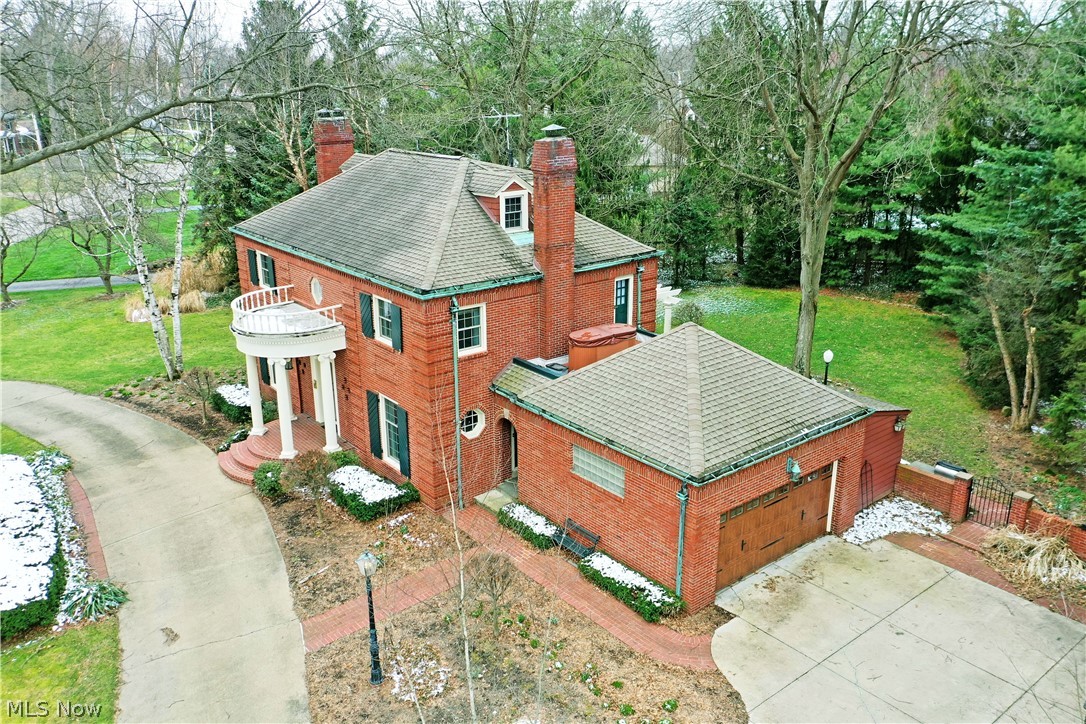 641 Fairway Drive Ne Property Photo 3