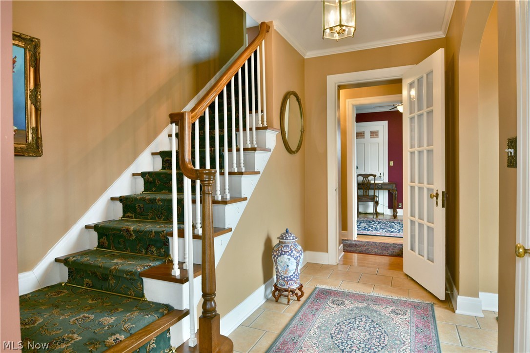 641 Fairway Drive Ne Property Photo 4