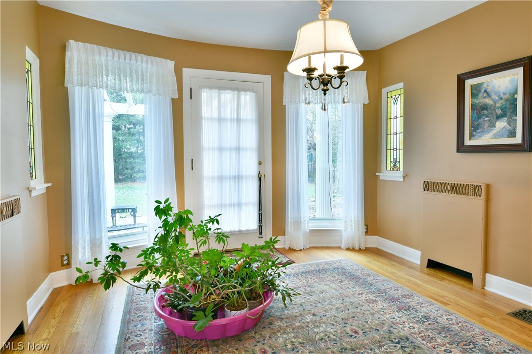 641 Fairway Drive Ne Property Photo 9
