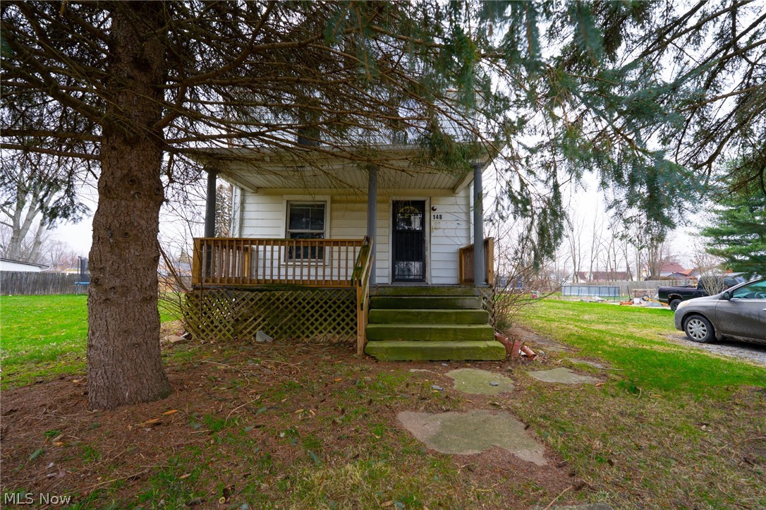148 Oak Street Property Photo 1