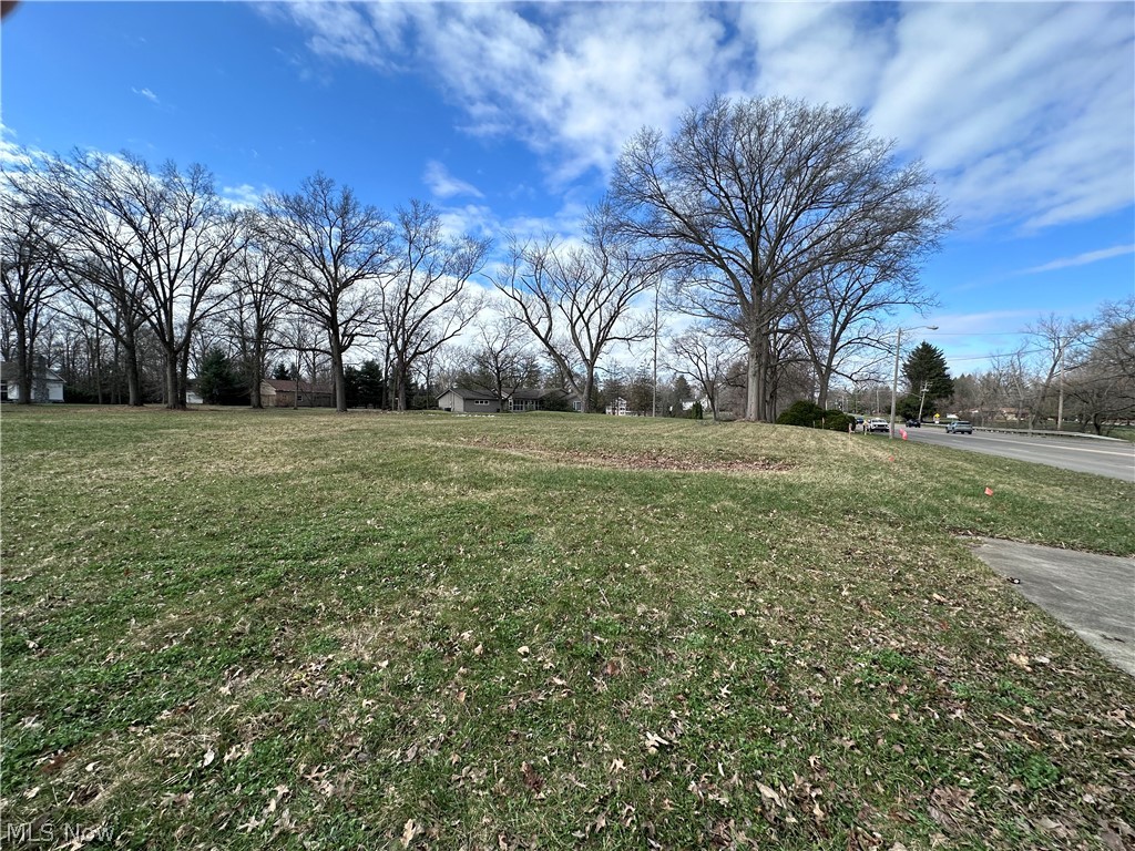 E Market Property Photo 1
