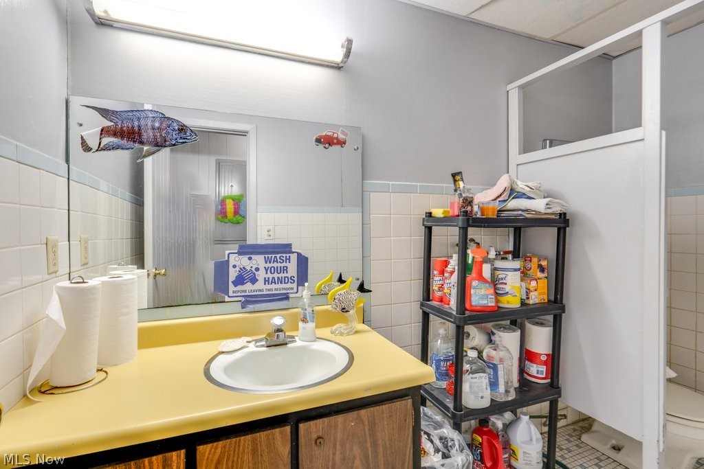 4873 Broadview Road Property Photo 10