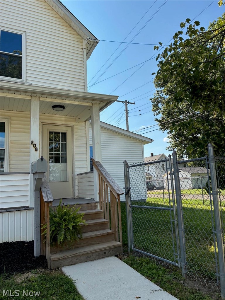 208 S 15th Street