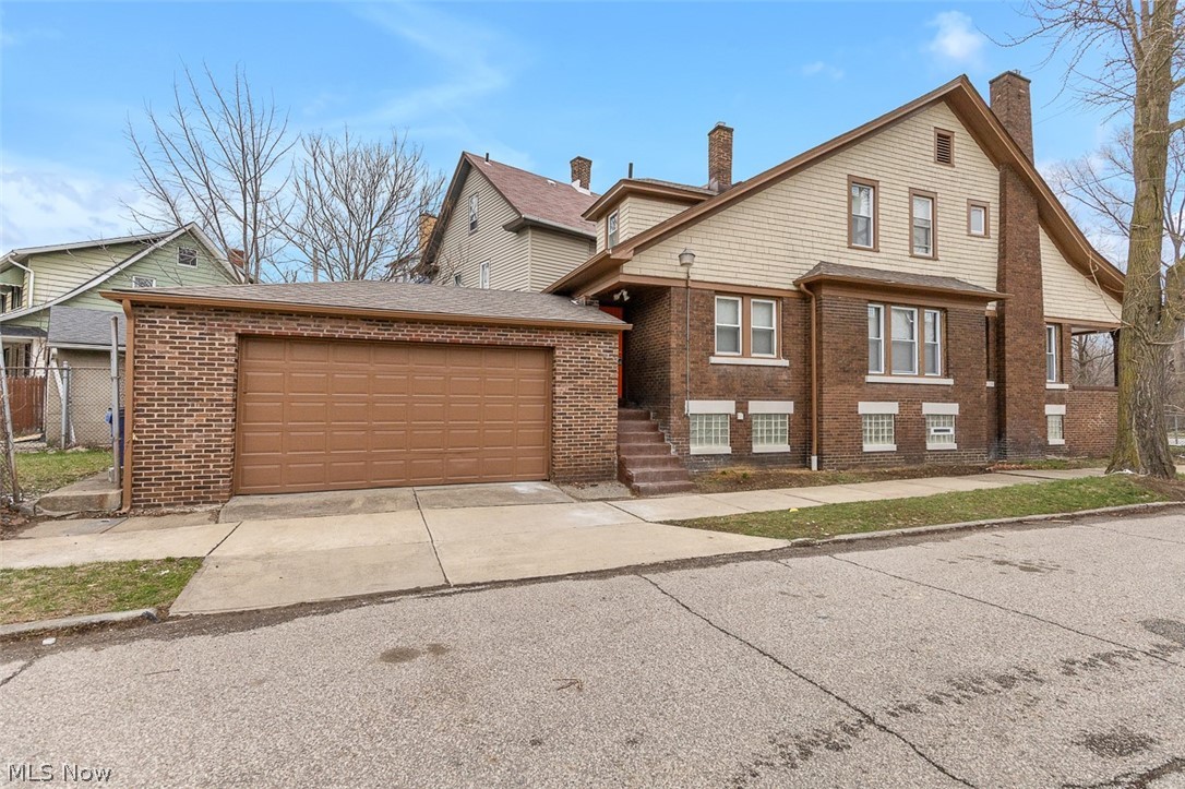 1470 Ansel Property Photo 3