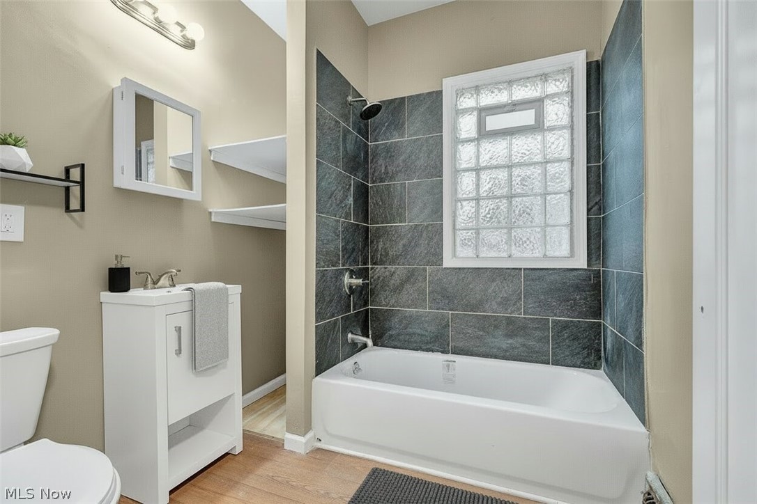 1470 Ansel Property Photo 9
