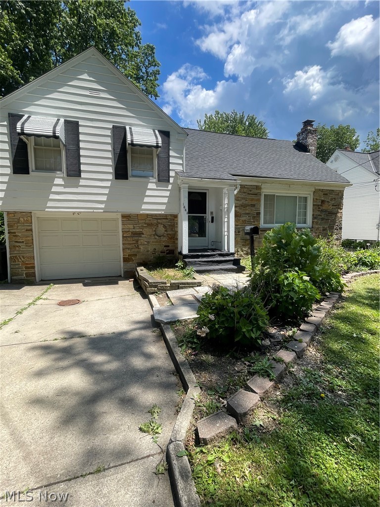 1663 Lyndhurst Property Photo 1