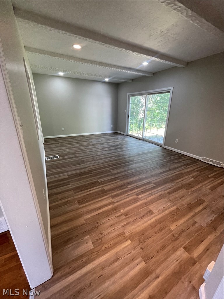 1663 Lyndhurst Property Photo 18