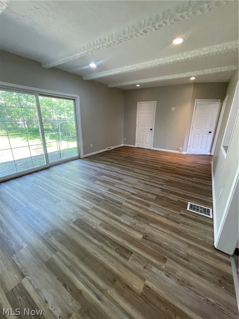 1663 Lyndhurst Property Photo 20