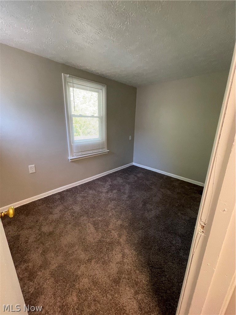 1663 Lyndhurst Property Photo 34