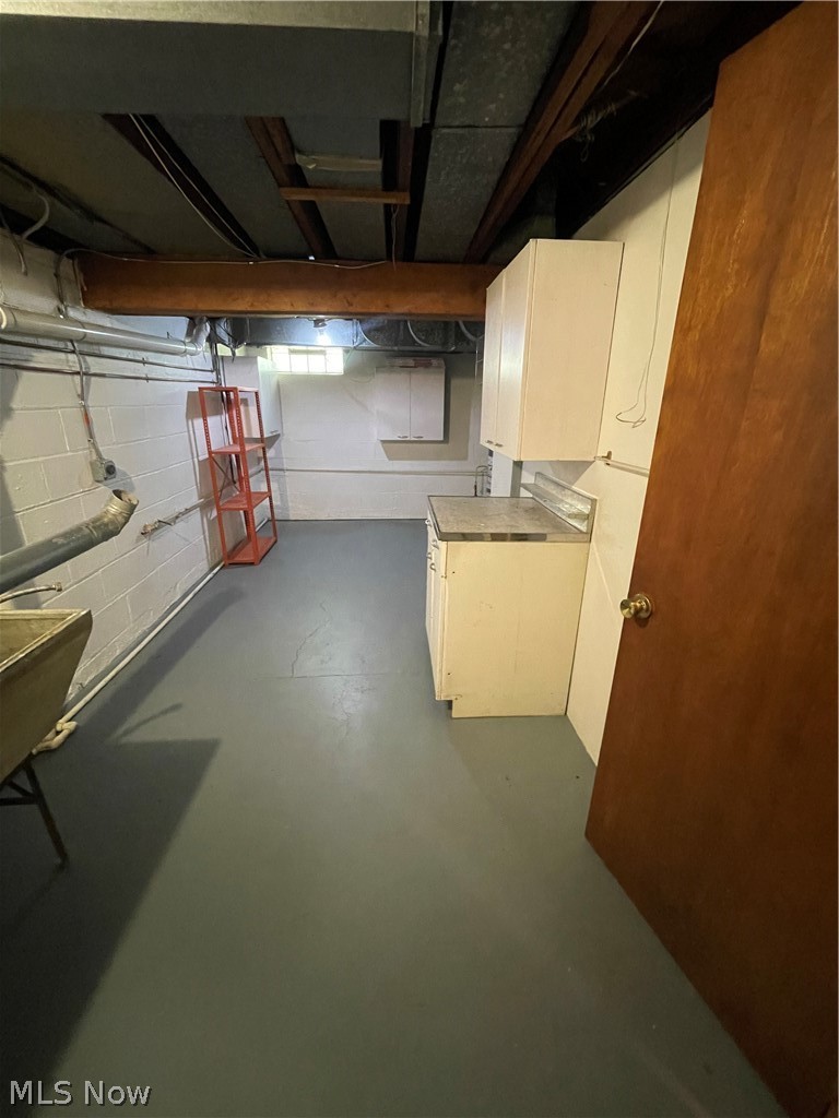 1663 Lyndhurst Property Photo 46