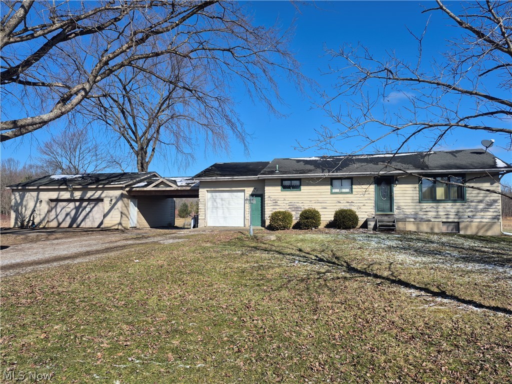 7695 Norton Road Property Photo 1