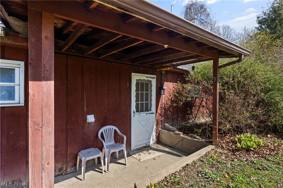 6 Frontage Property Photo 11