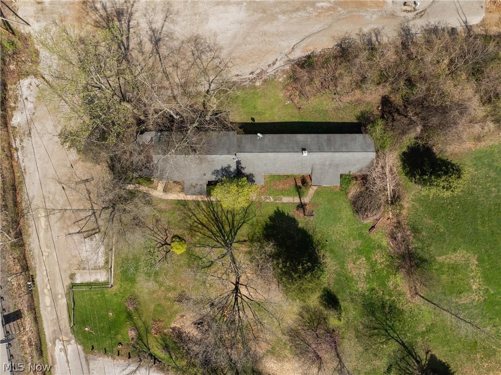 6 Frontage Property Photo 44