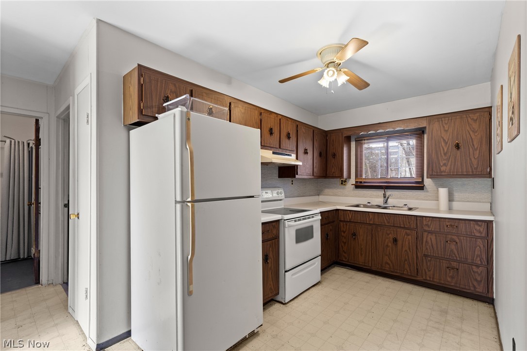 6 Frontage Property Photo 48