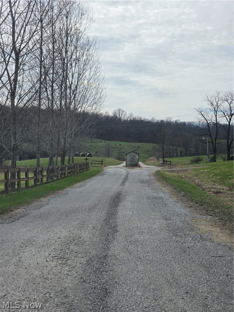 Iroquois Trail Property Photo 30