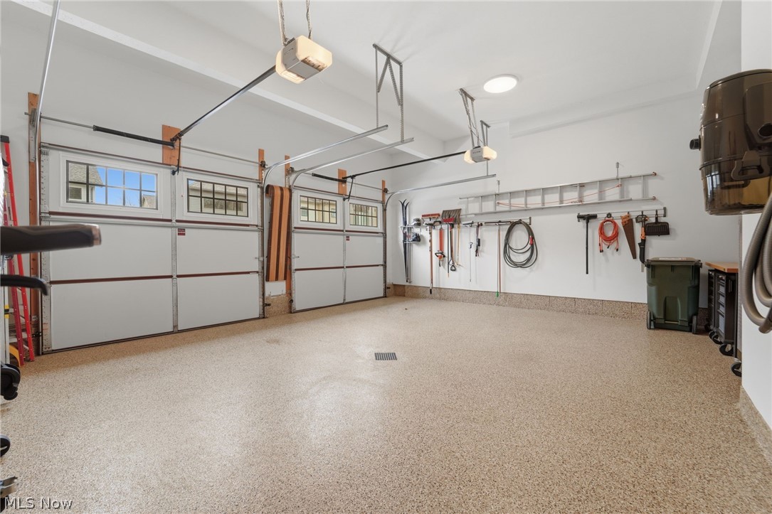 2440 Edgewood Trace Property Photo 41