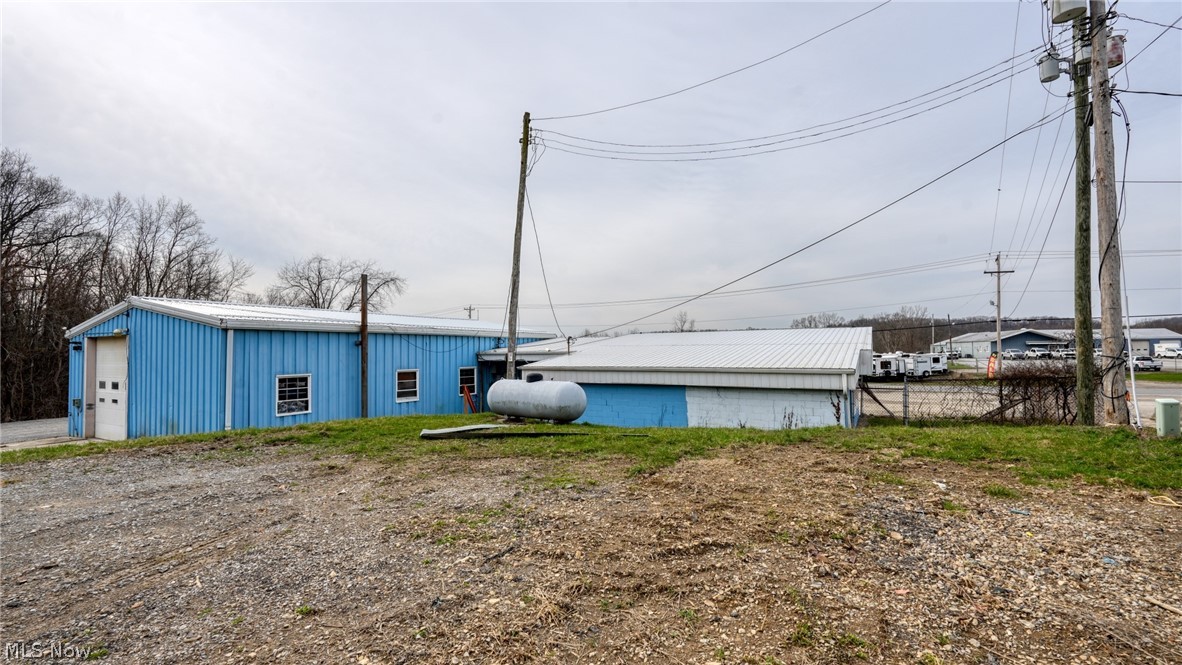 11445 East Pike Property Photo 29