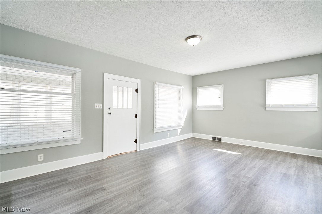 2154 12th Street Sw Property Photo 11
