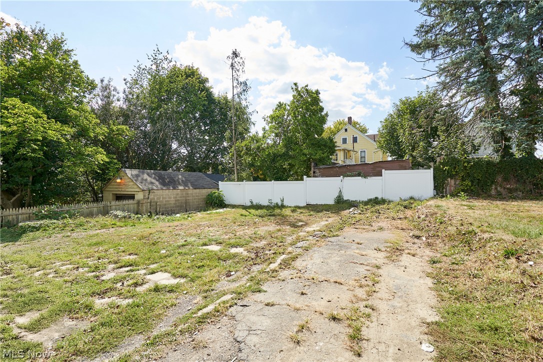 2154 12th Street Sw Property Photo 27
