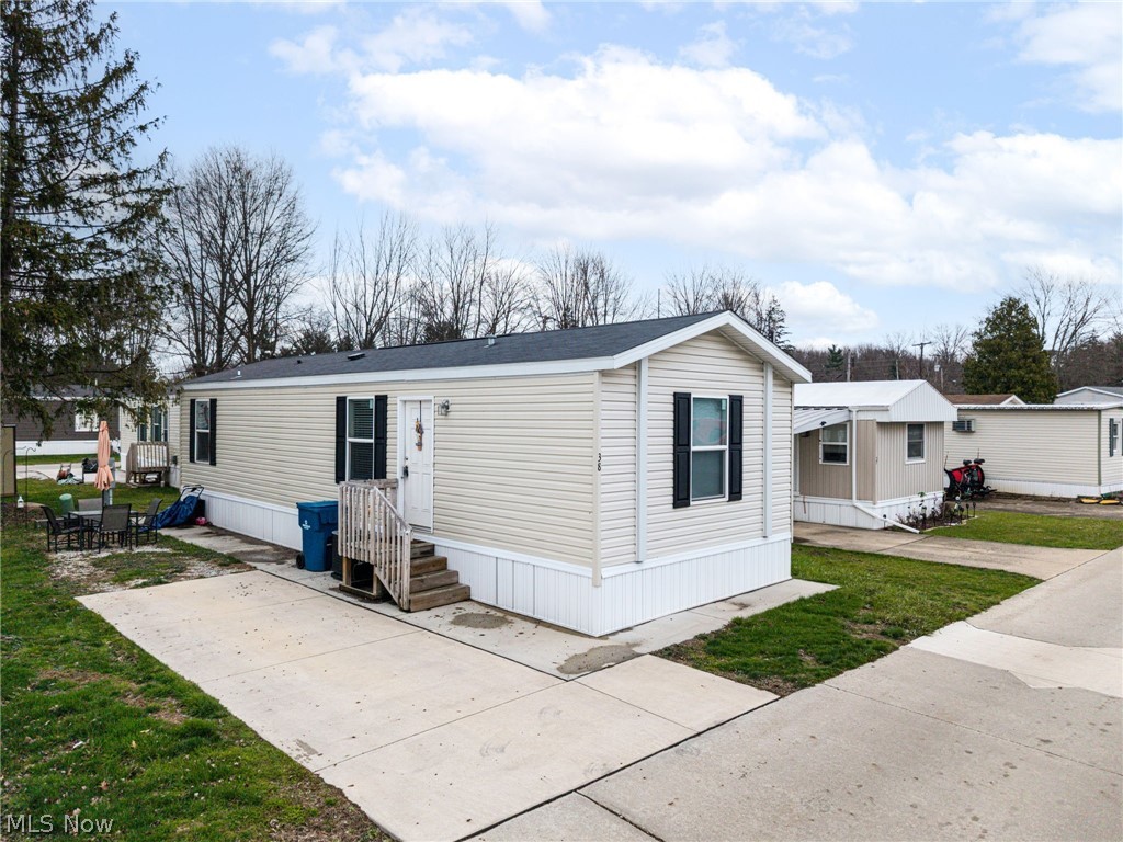 6610 Lear Nagle Road 38 Property Photo 1