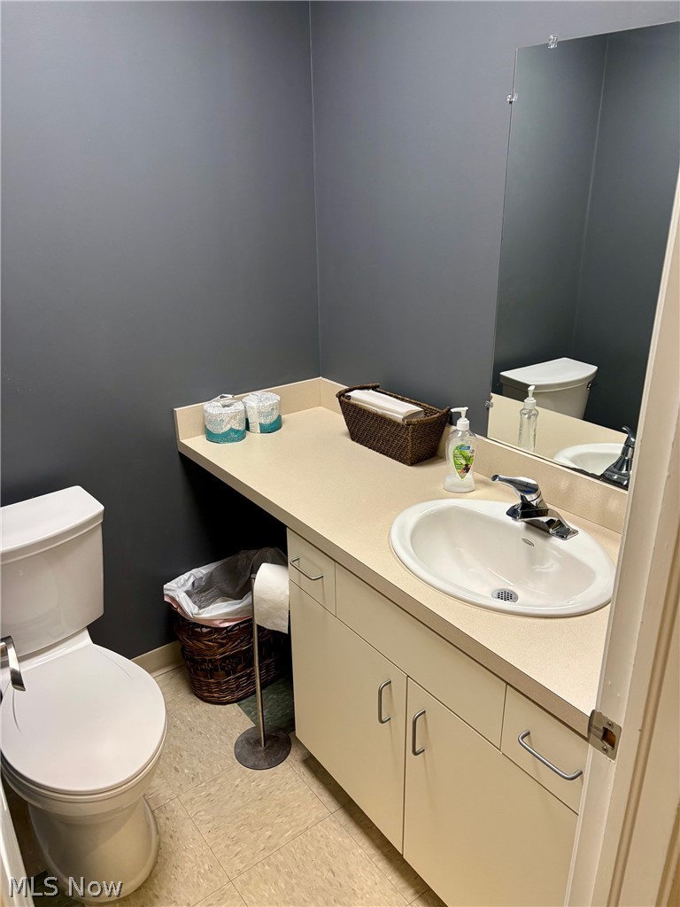 18318 Pearl Road Property Photo 30