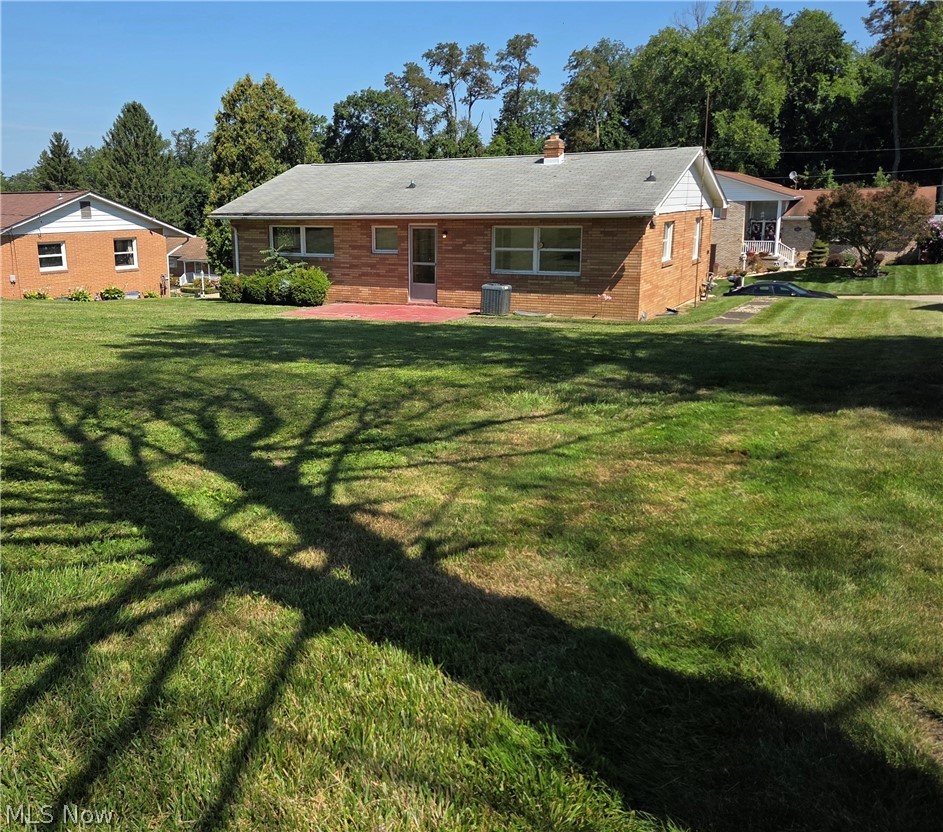 238 Meadowbrook Drive Property Photo 6