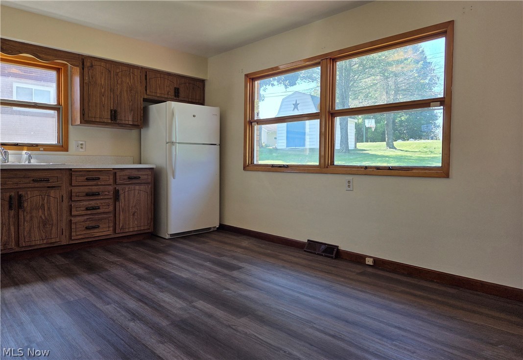 238 Meadowbrook Drive Property Photo 7