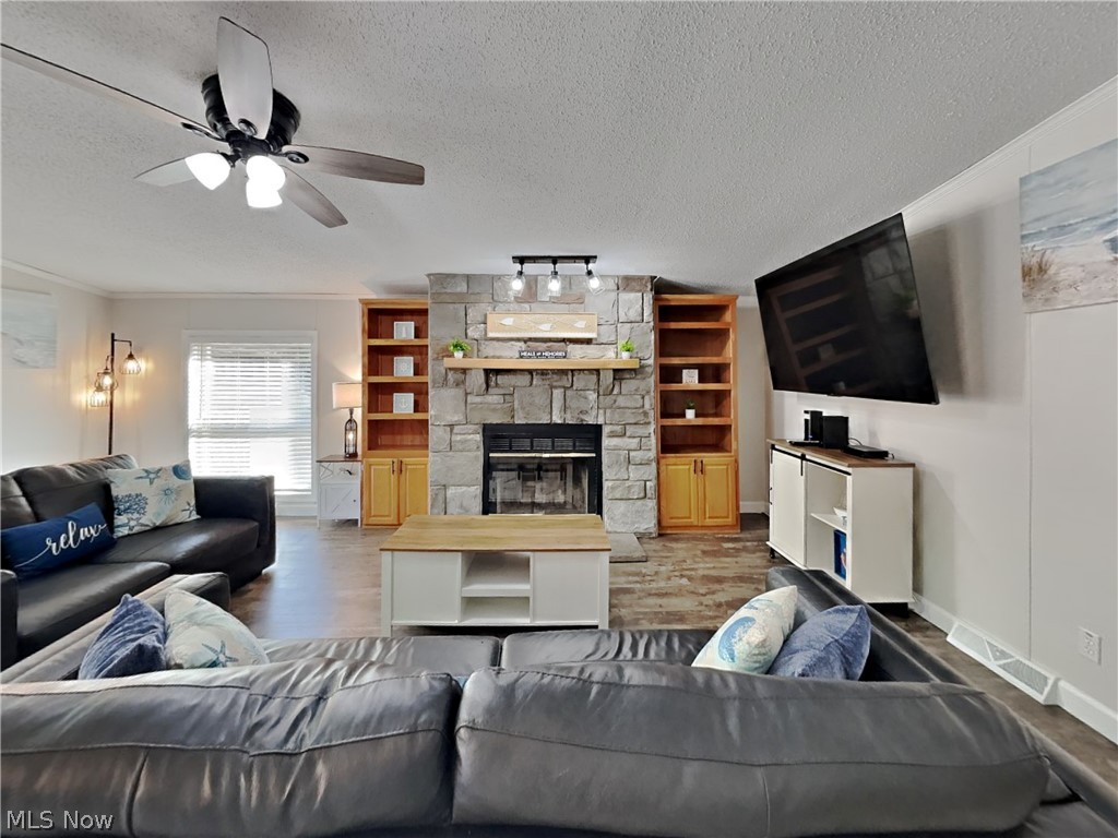 1627 Starboard Trail Property Photo 8