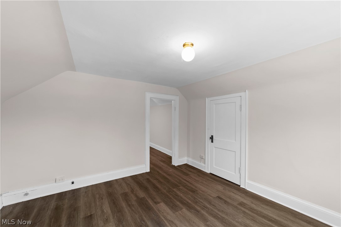 867 East Blvd Property Photo 33