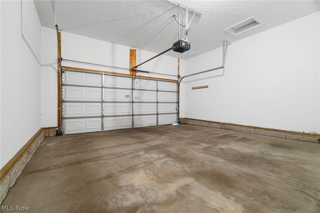 3196 Dunstone Circle Property Photo 45