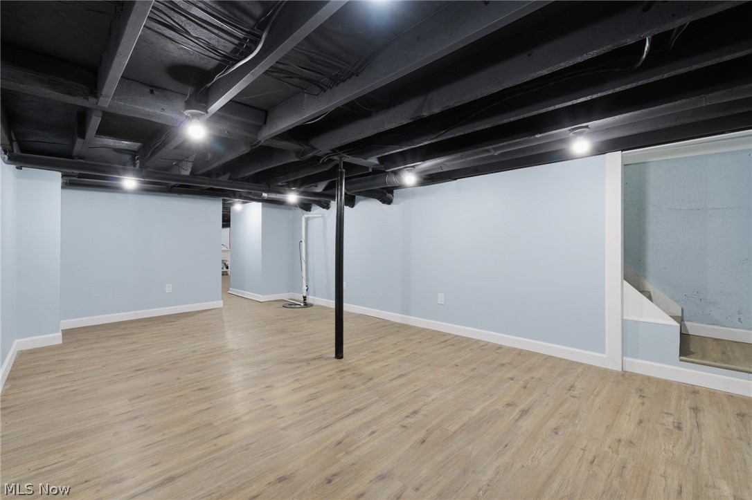 950 Park Avenue Property Photo 24