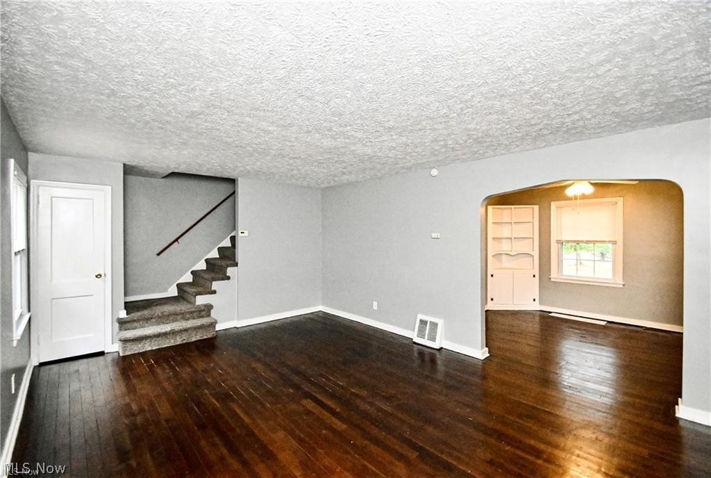 1699 Sunset Avenue Property Photo 3