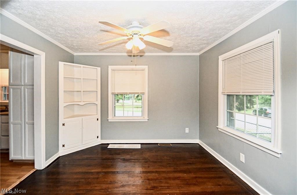 1699 Sunset Avenue Property Photo 5