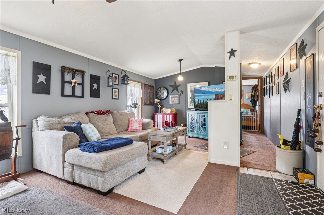 188 Paradise Boulevard Property Photo 8