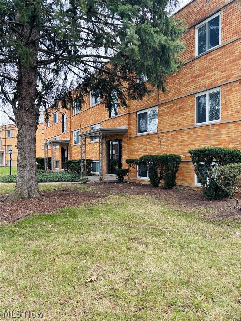 21045 Southbend Circle 8 Property Photo 15