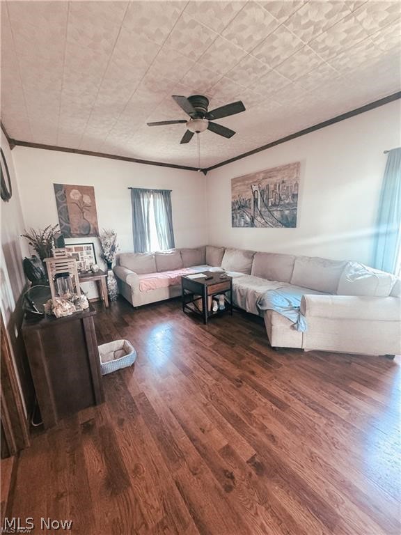 122 3rd Street Property Photo 13