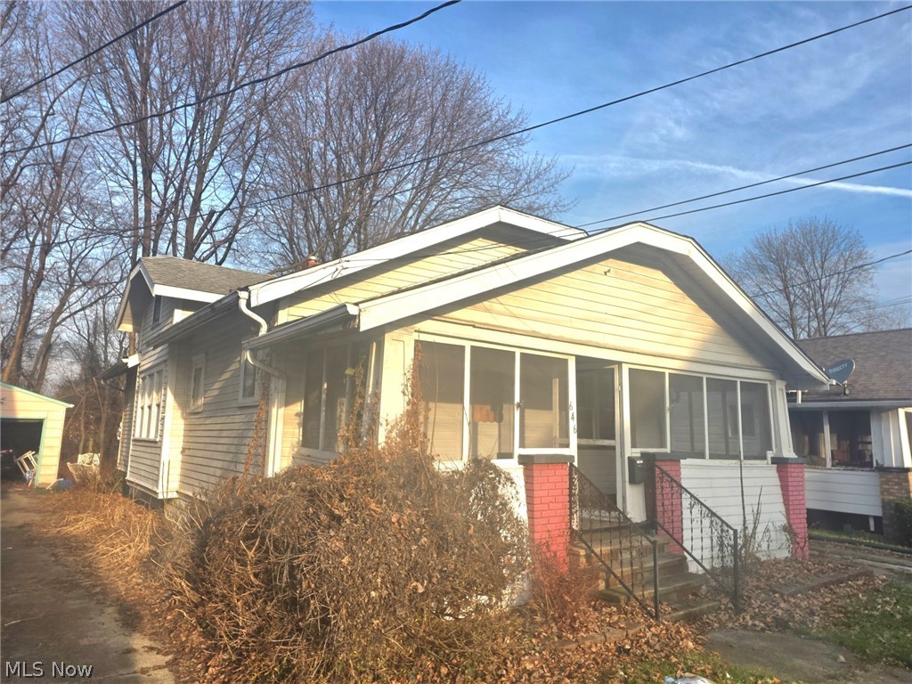 646 Columbia Avenue Property Photo 3