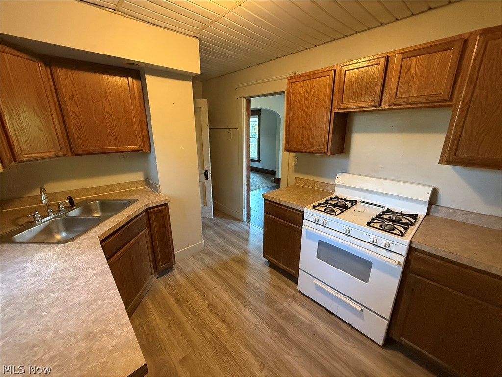 1033 Olive Avenue Ne Property Photo 11