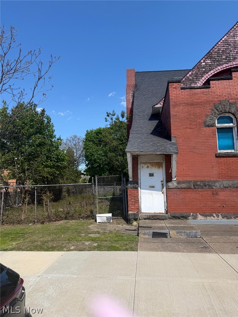 10515 Helena Avenue Property Photo 3