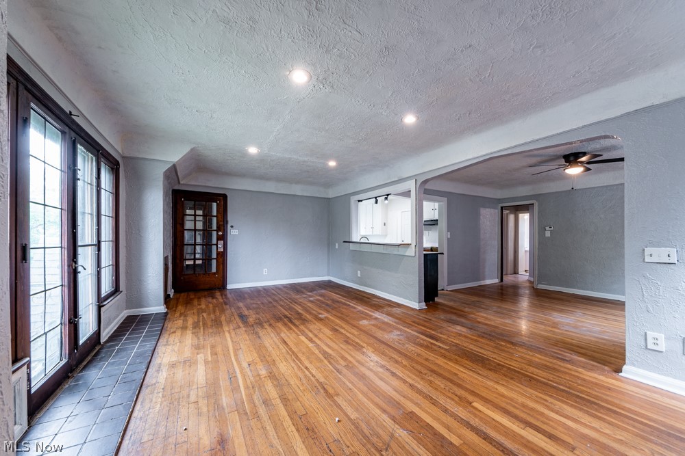18405 Newell Road Property Photo 17