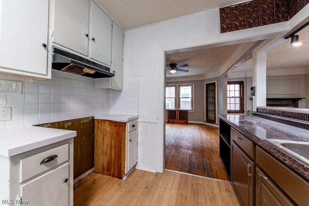 18405 Newell Road Property Photo 26