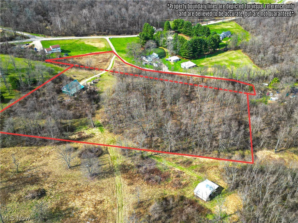 9520 Mcglade School Road Property Photo 3